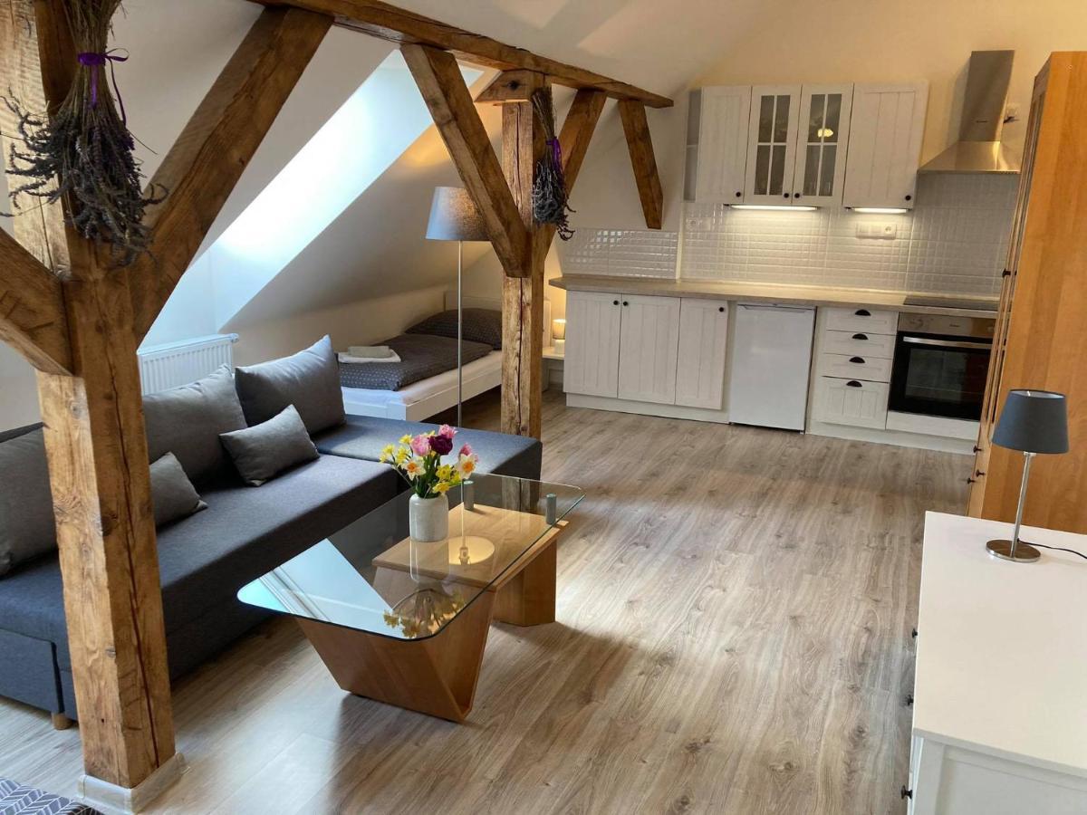 Apartmány pod Radhoštěm Rožnov pod Radhoštěm Exterior foto